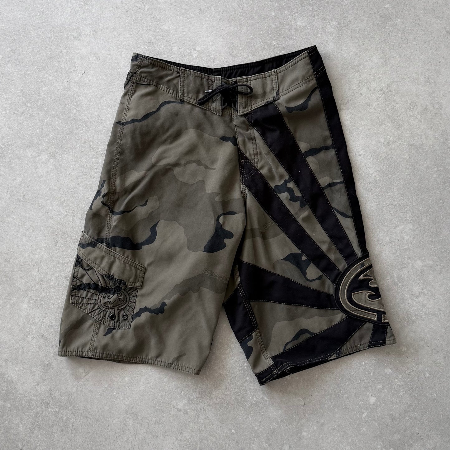 Vintage Billabong Andy Irons Rising Sun Boardshorts (30)