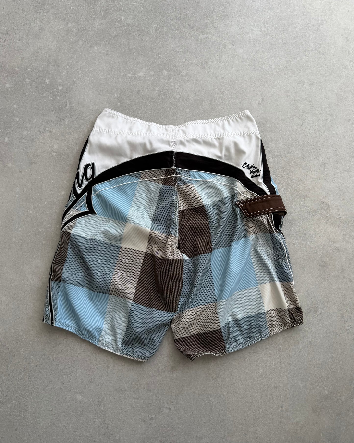 Vintage Billabong Mark Occhilupo Boardshorts (34)