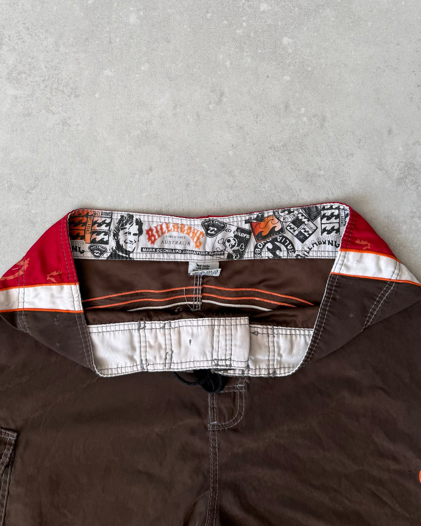 Vintage Billabong Mark Occhilupo Boardshorts (36)