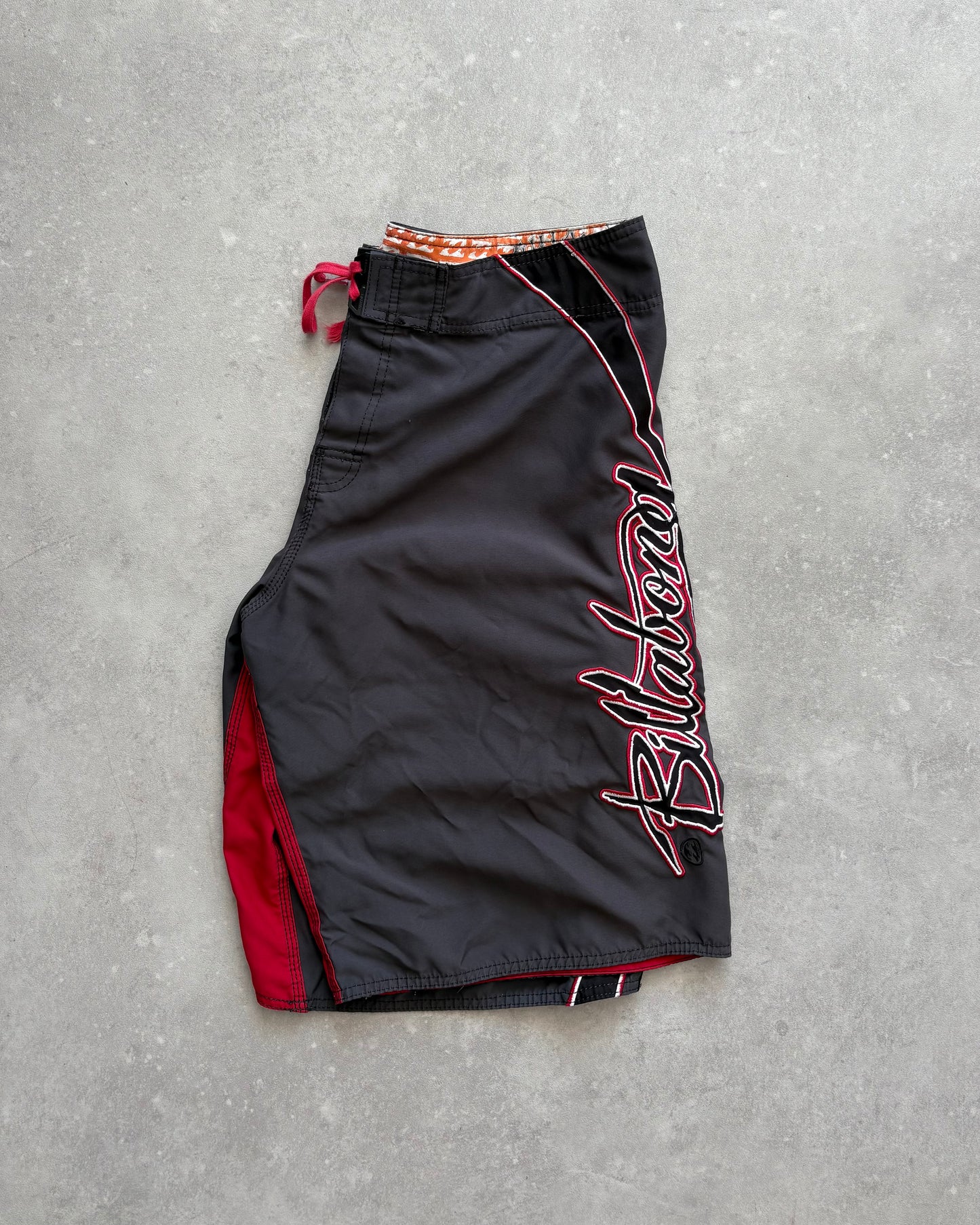 Vintage Billabong Mark Occhilupo Boardshorts (36)