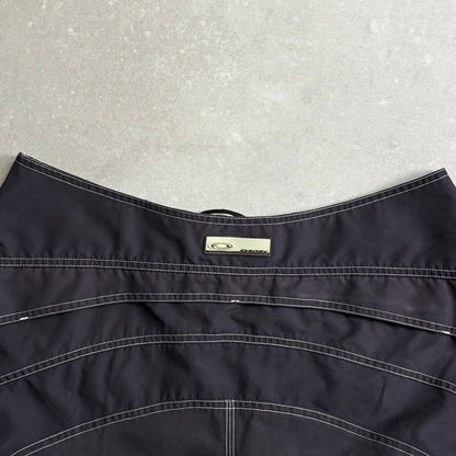 00's Oakley Boardshorts (34)