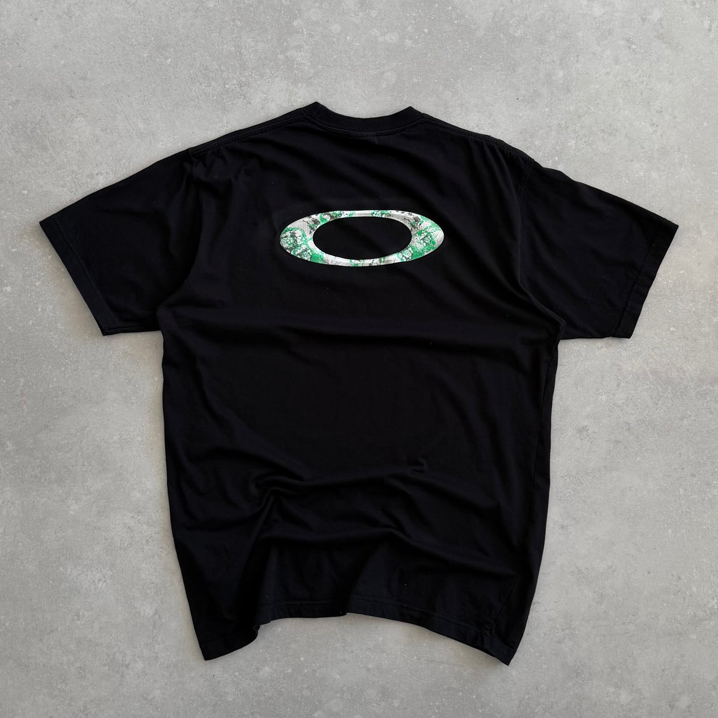 00’s Oakley T-shirt (XL)