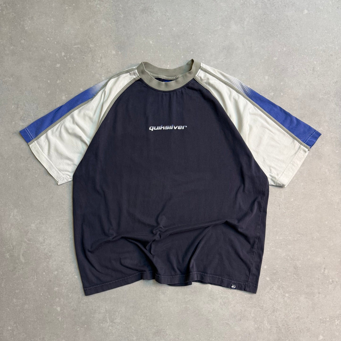 00’s Quiksilver T-shirt