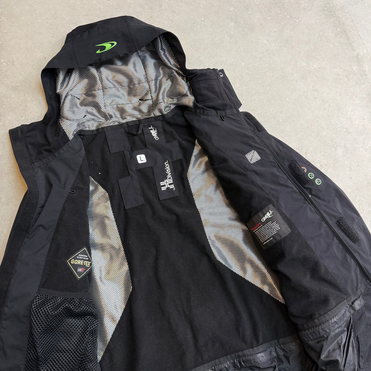 00's O'Neill Ski Jacket (L)