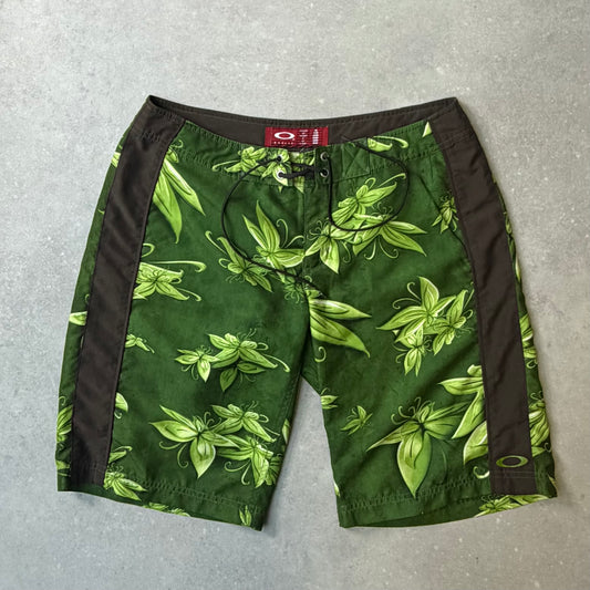 00’s Oakley Boardshorts (30)