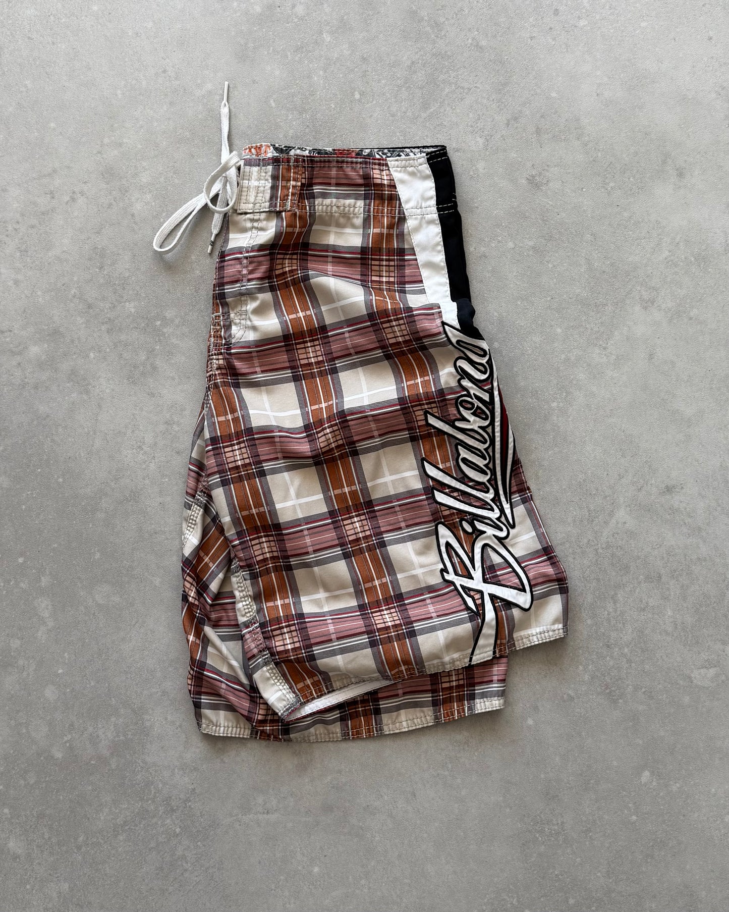 Vintage Billabong Mark Occhilupo Boardshorts (34)