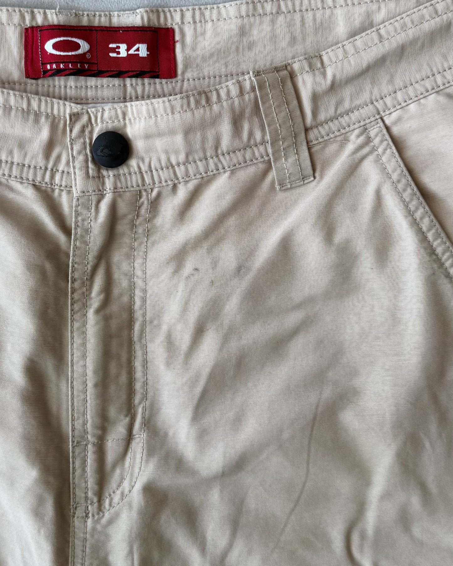 Vintage Oakley Cargo Shorts (34)