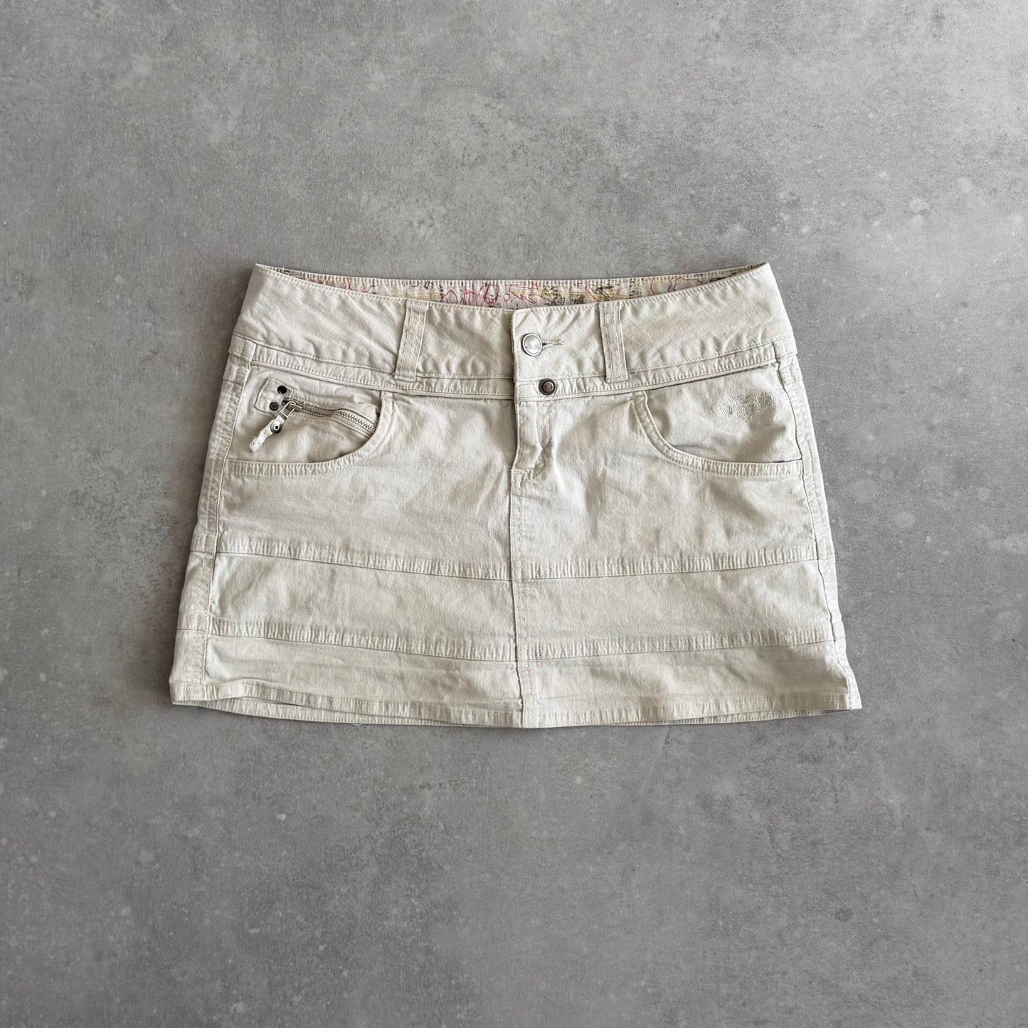 00’s Women’s Oakley Skirt (Wmns 10)