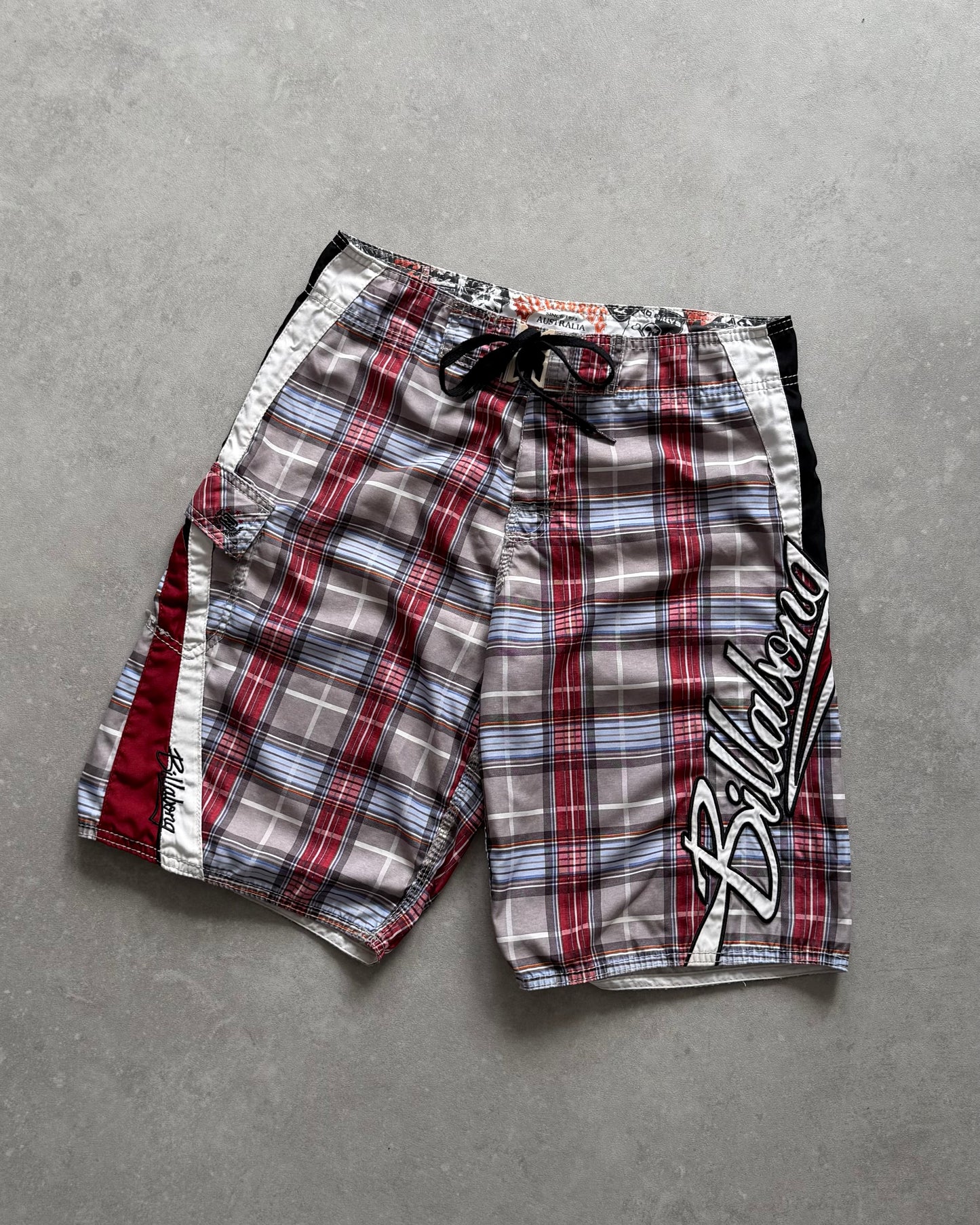 Vintage Billabong Mark Occhilupo Boardshorts (30)