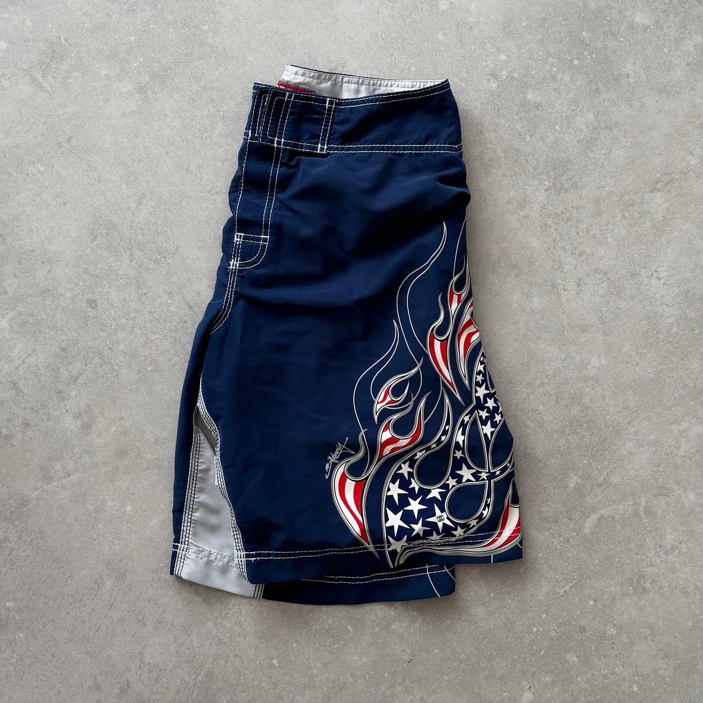 00's Billabong Flames Boardshorts (30)