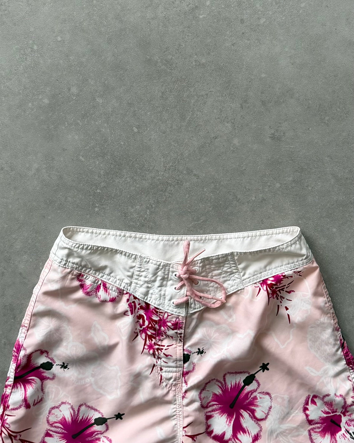 Vintage O’Neill Women’s Boardshorts (28)