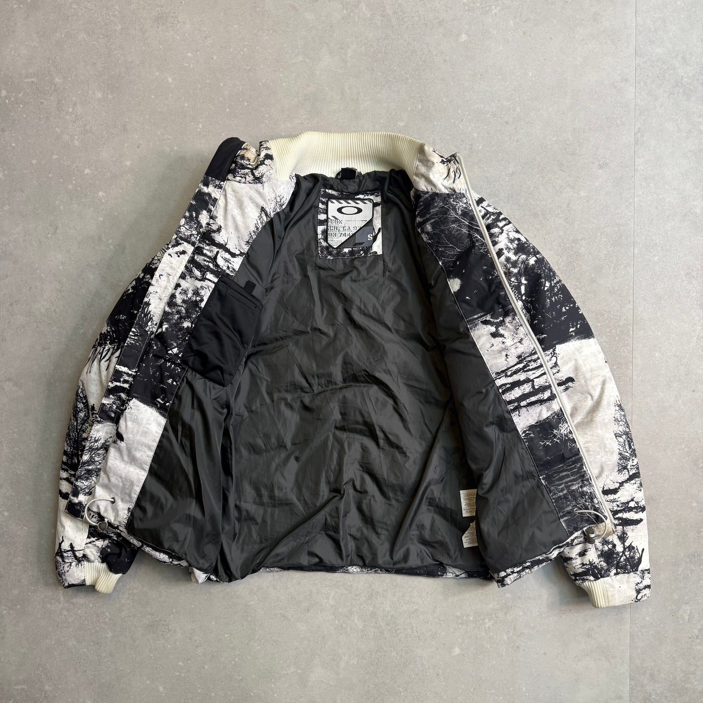 00's Oakley Puffer Jacket (S)