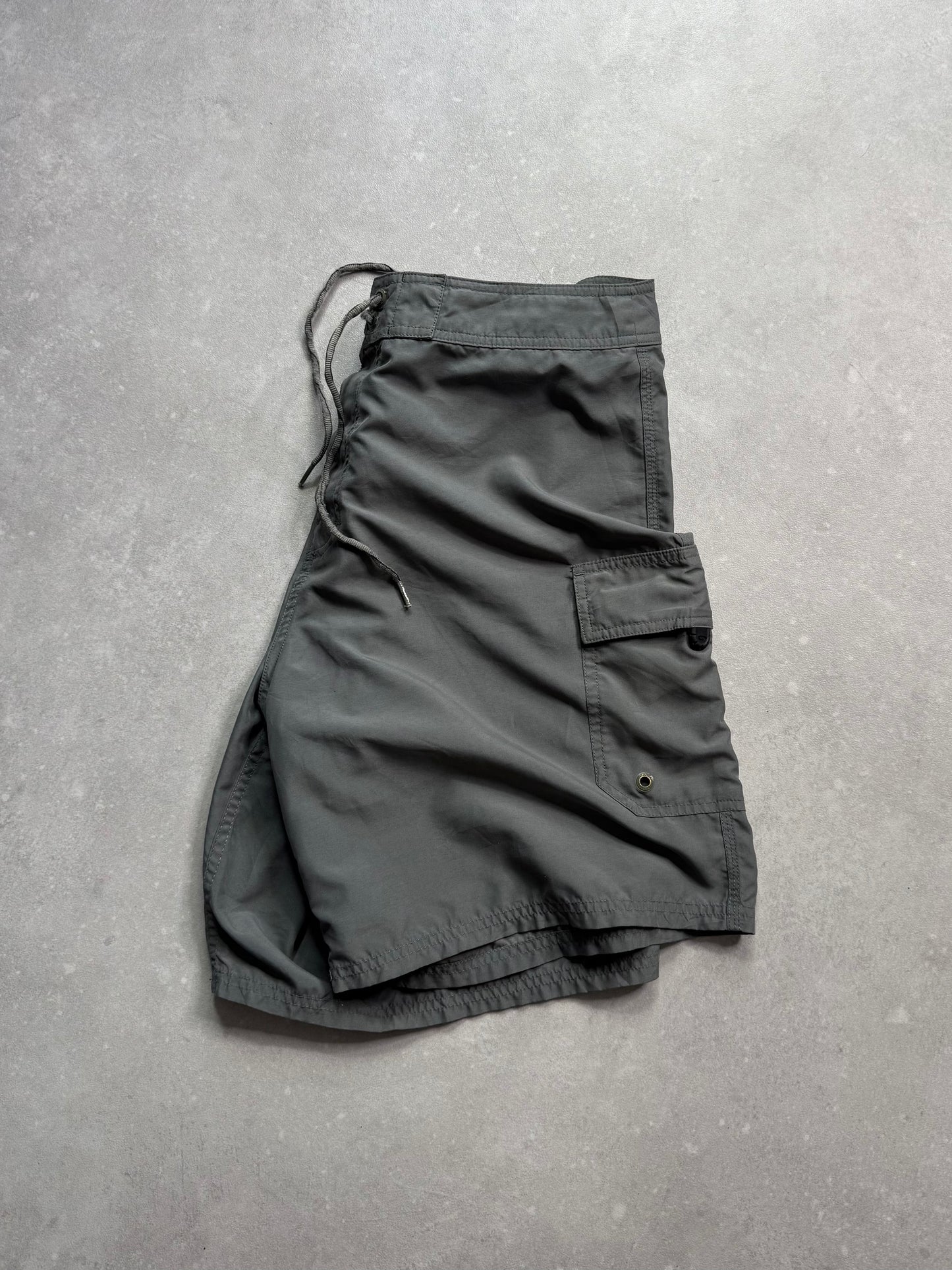 Oakley Shorts (34)