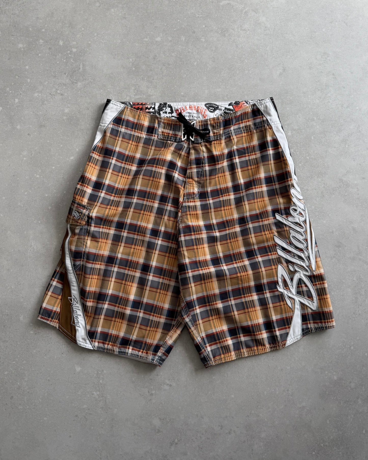 Vintage Billabong Mark Occhilupo Boardshorts (33)