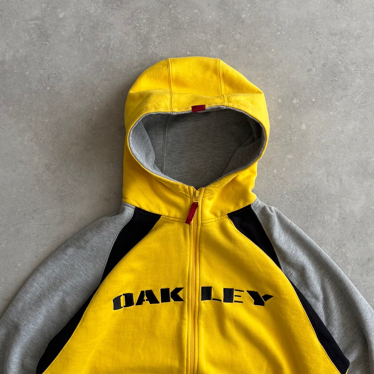Vintage Oakley Zip-up Hoodie (L)