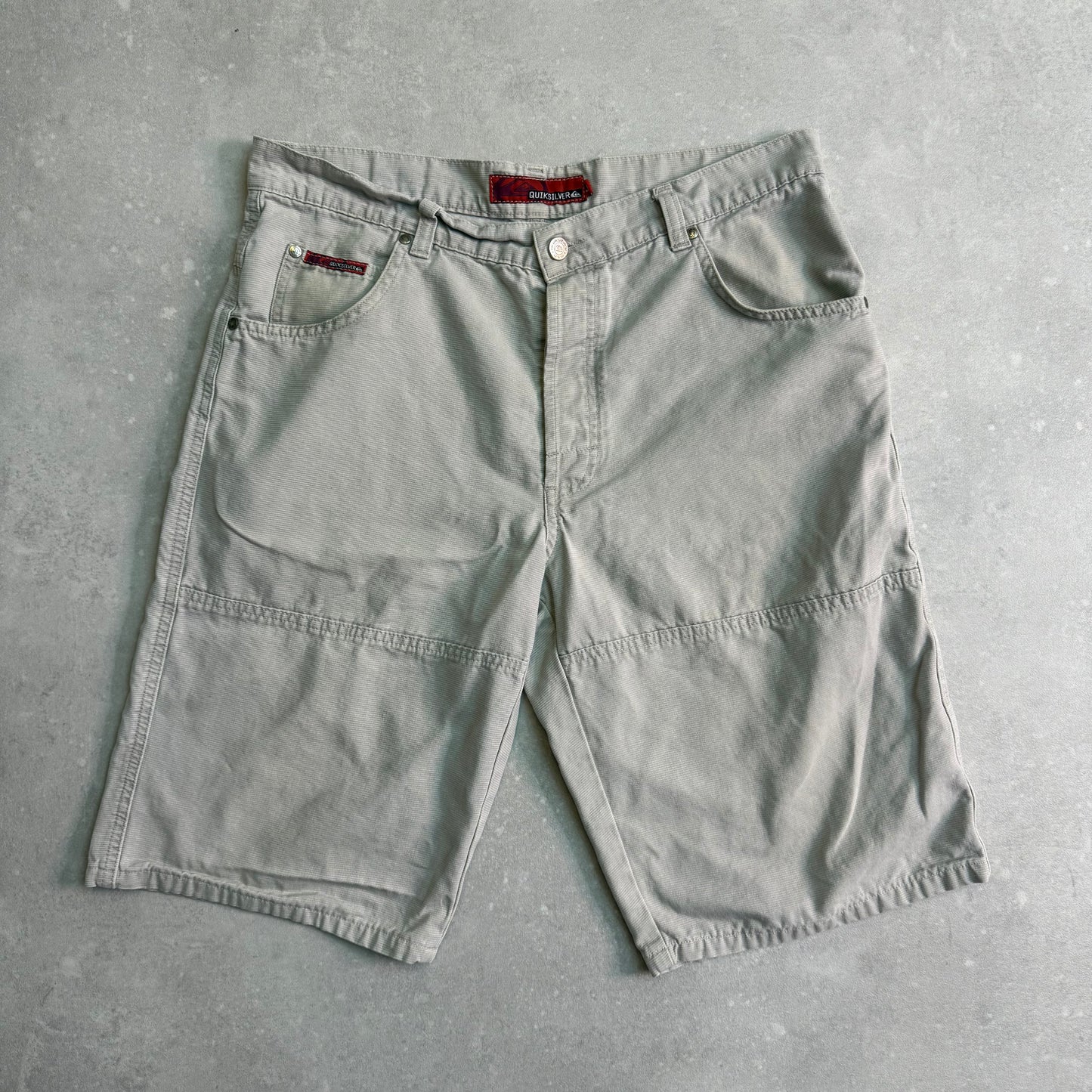 00's Quiksilver Shorts (34)