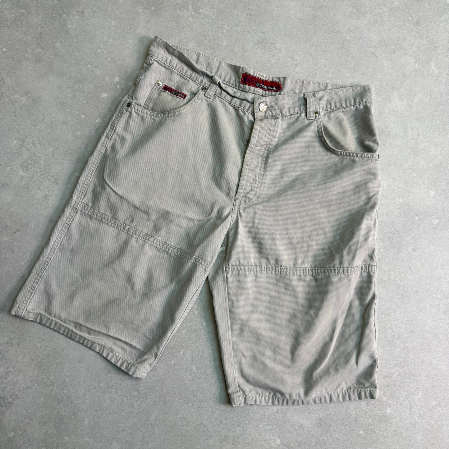 00's Quiksilver Shorts (34)
