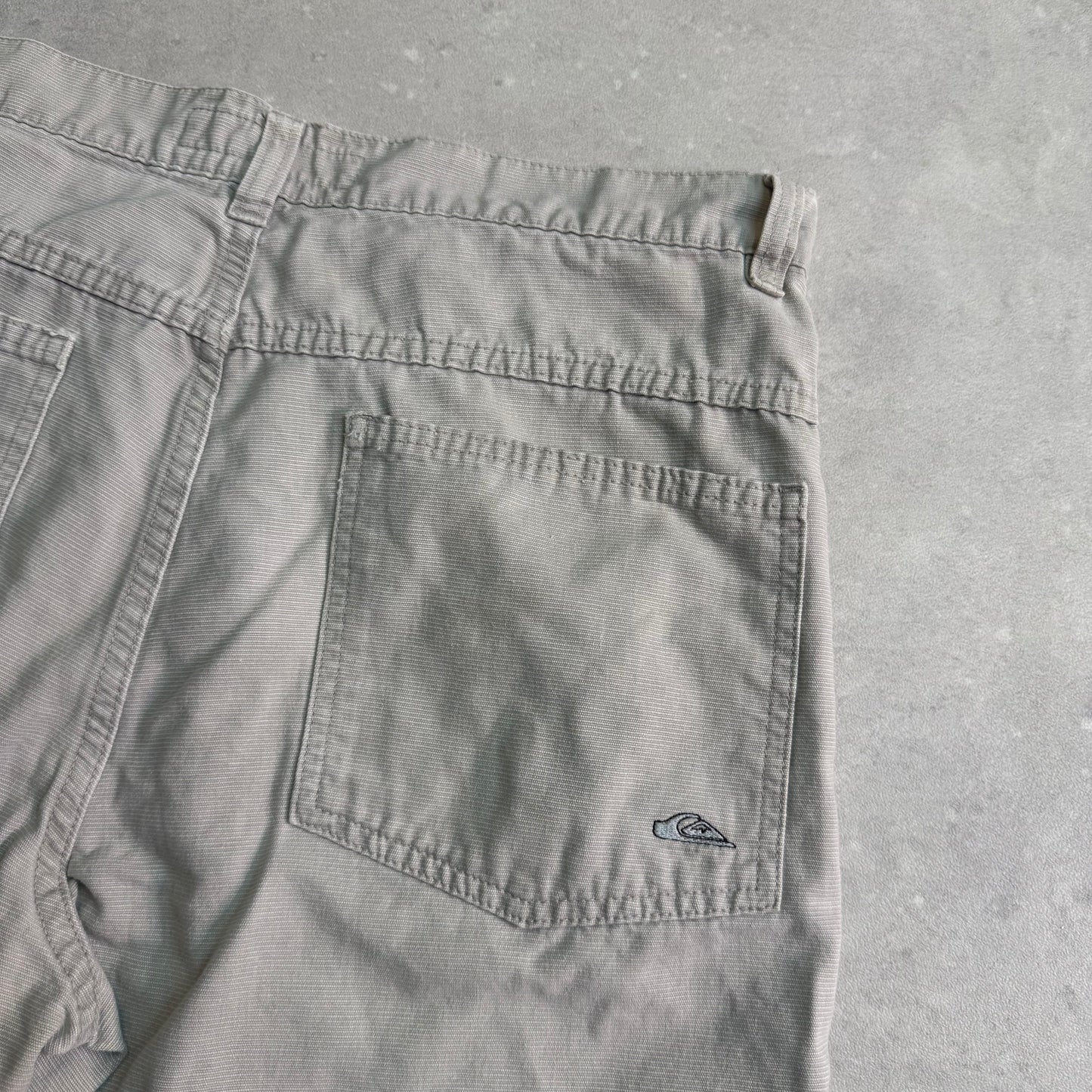 00's Quiksilver Shorts (34)