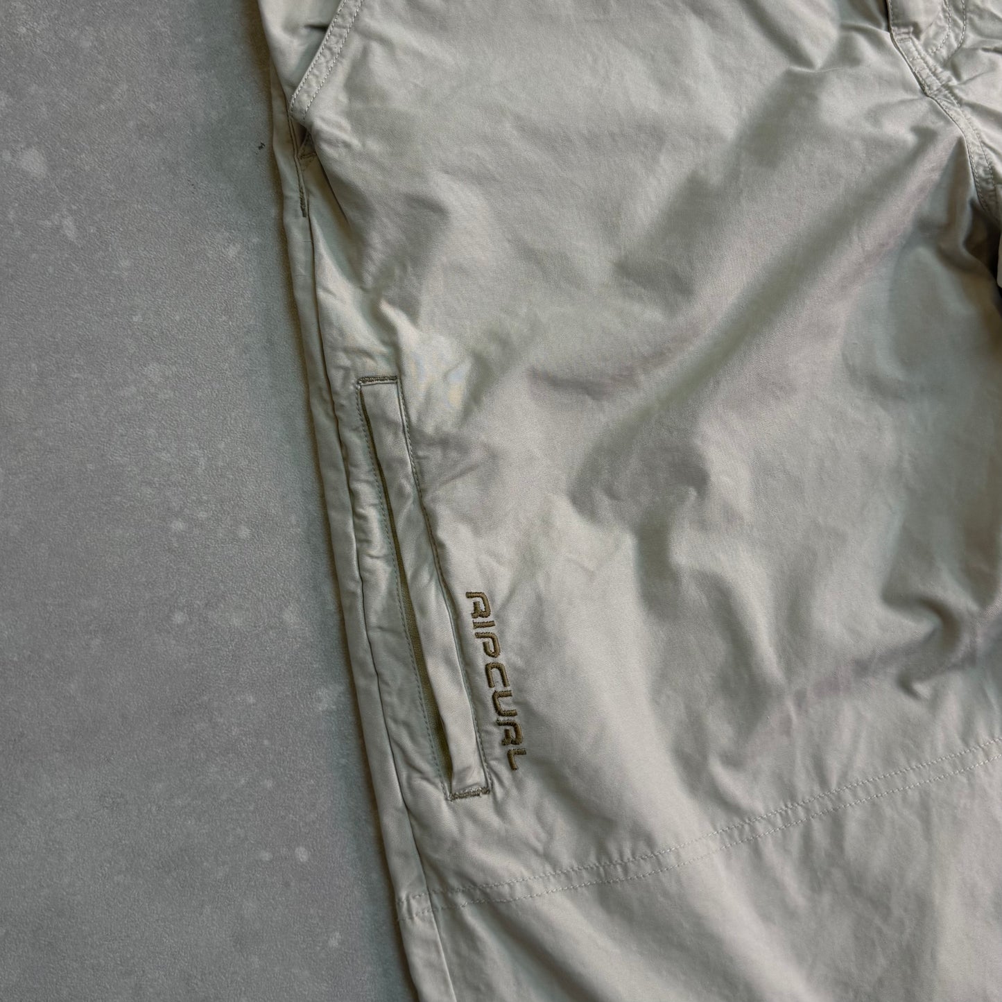 00's Rip Curl Shorts (32)