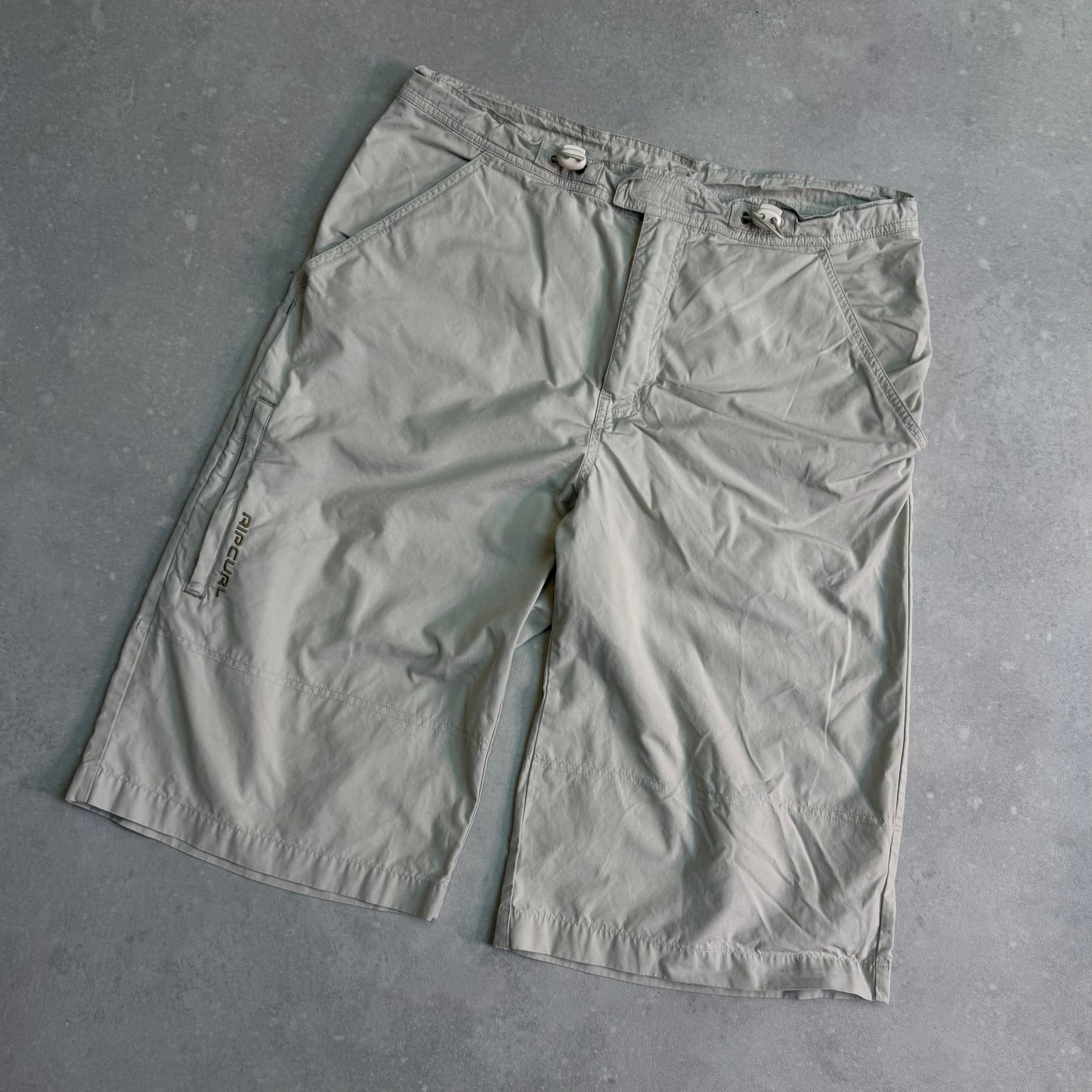 00's Rip Curl Shorts (32)