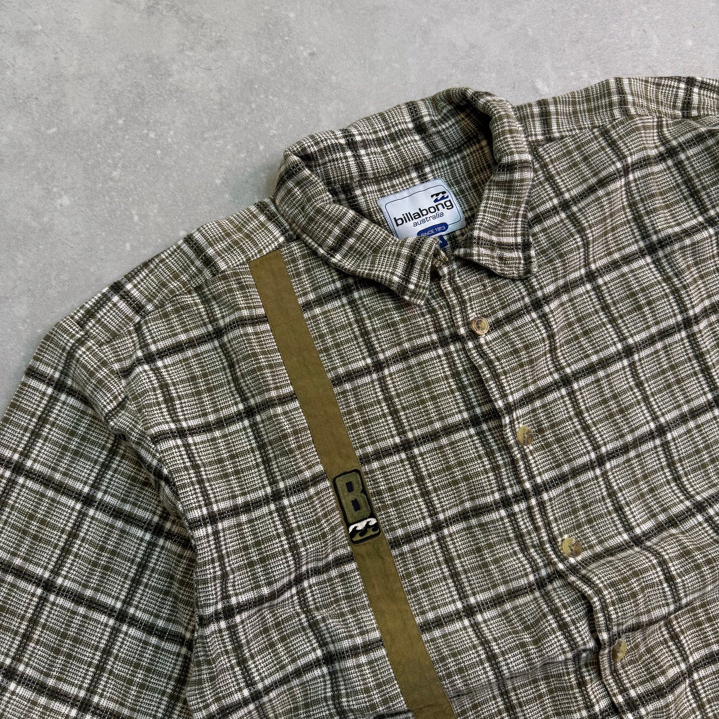 00's Billabong Shirt (L)
