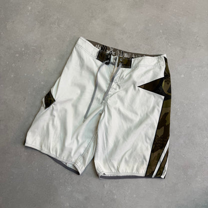 00's Quiksilver Kelly Slater signature boardshorts (34)