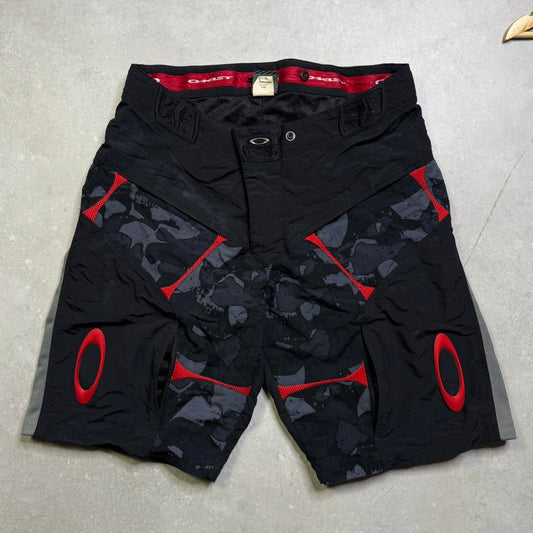 2000’s Oakley MTB Shorts