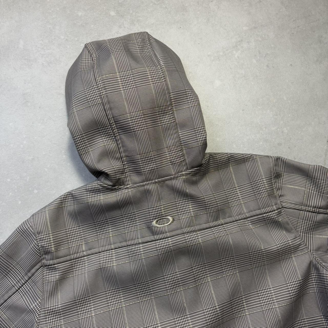 2000’s Oakley Soft Shell Jacket / Hoodie