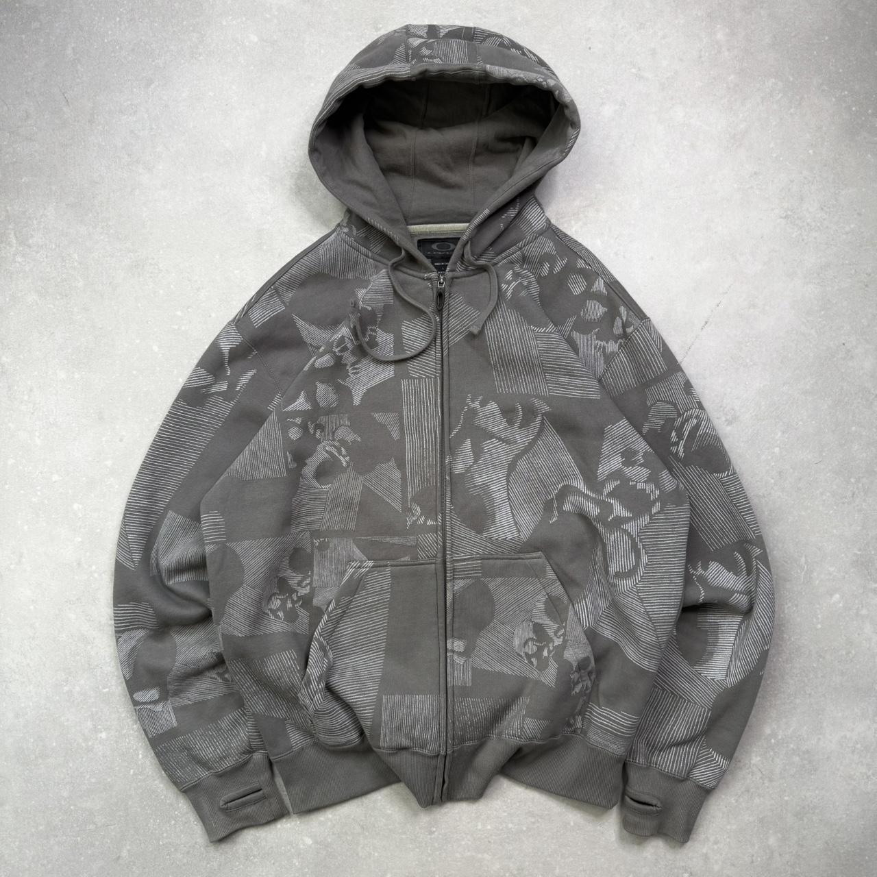 2000’s Oakley Hoodie