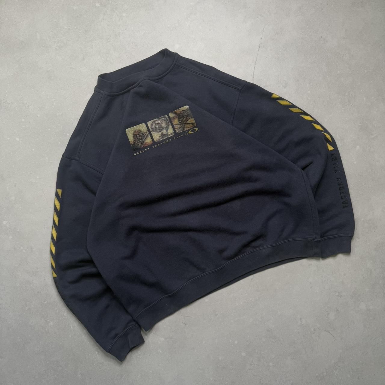 2000’s Oakley Sweatshirt